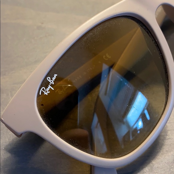Ray-Ban Sunglasses and Case - Picture 2 of 4